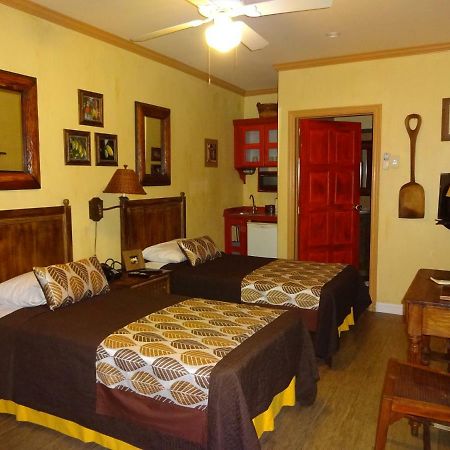 Coblentz Inn Boutique Hotel Port of Spain Extérieur photo