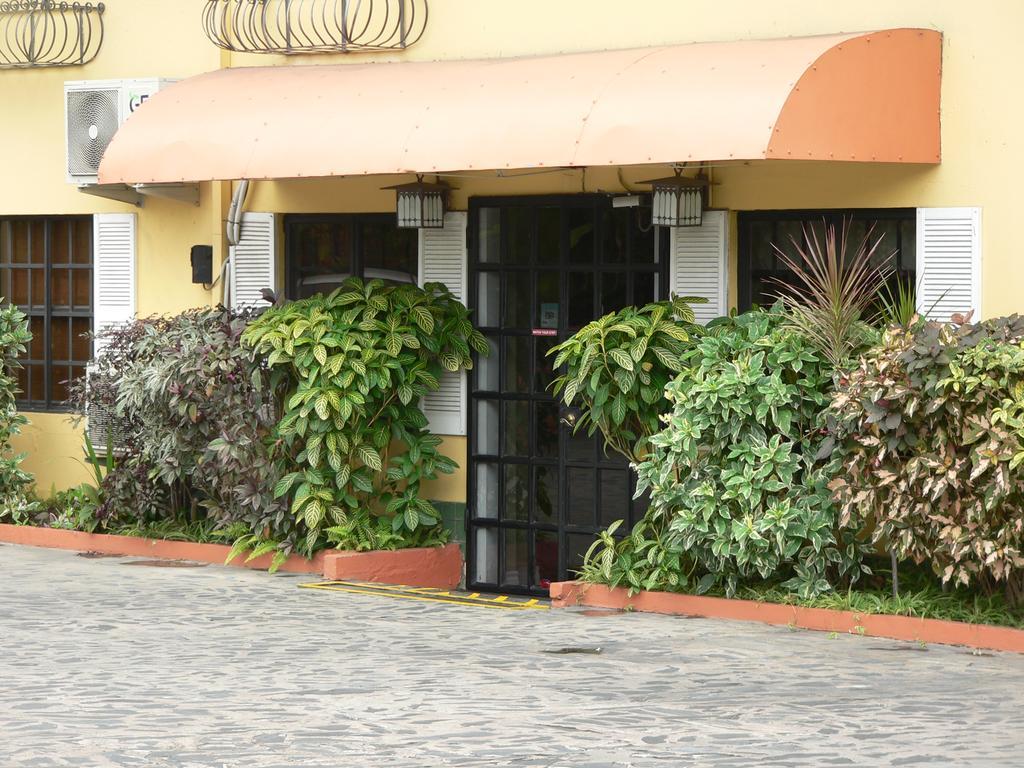 Coblentz Inn Boutique Hotel Port of Spain Extérieur photo