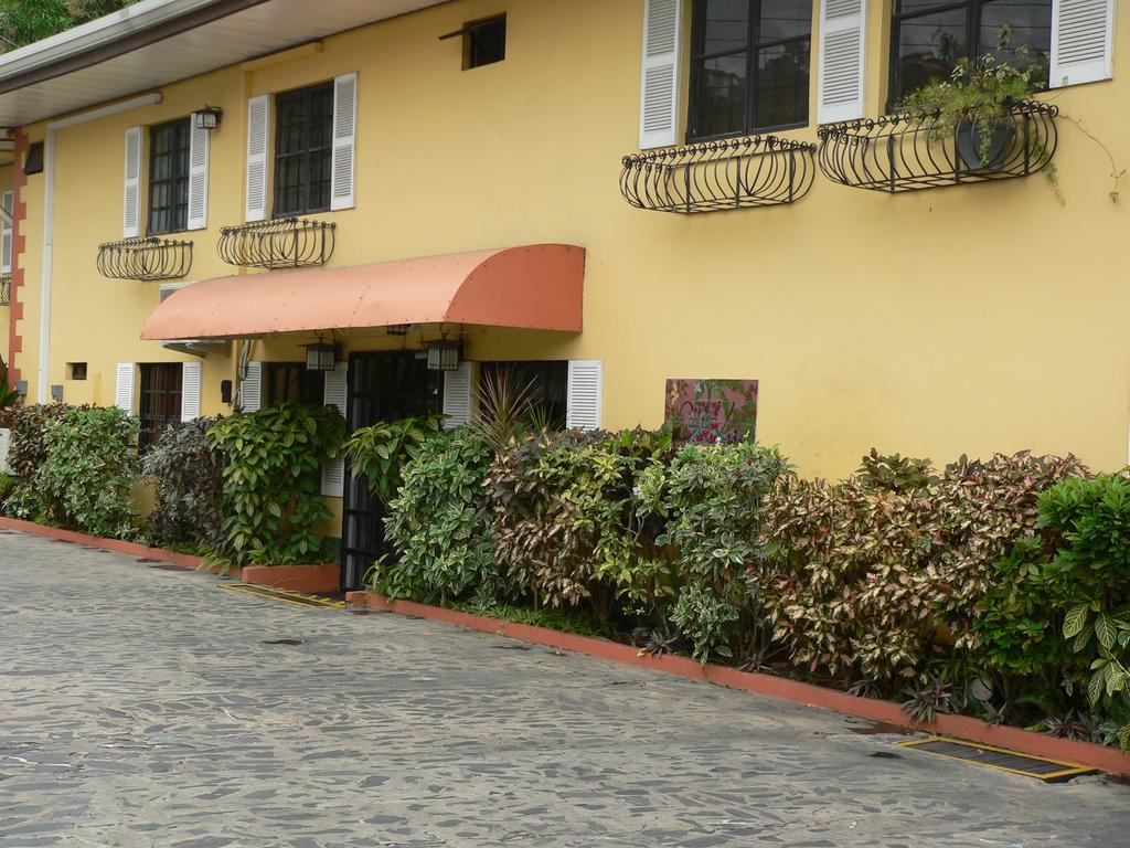 Coblentz Inn Boutique Hotel Port of Spain Extérieur photo