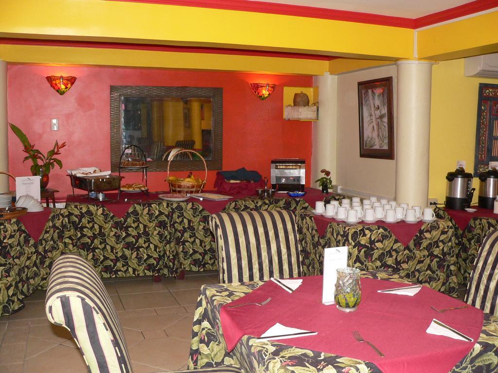 Coblentz Inn Boutique Hotel Port of Spain Extérieur photo