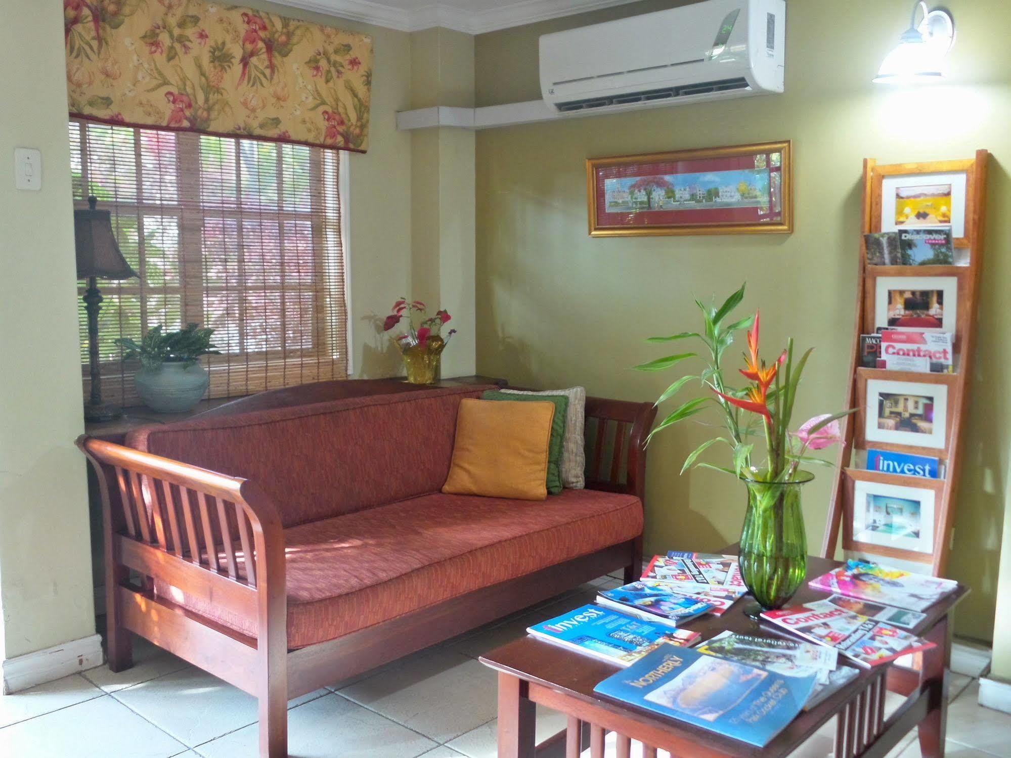 Coblentz Inn Boutique Hotel Port of Spain Extérieur photo