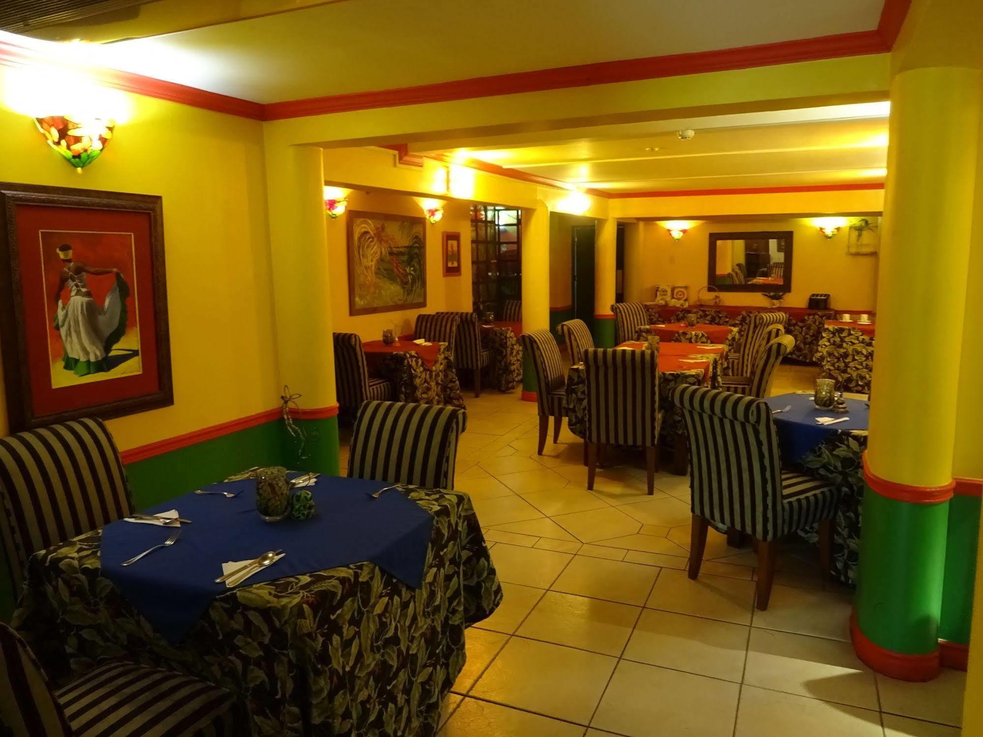 Coblentz Inn Boutique Hotel Port of Spain Extérieur photo