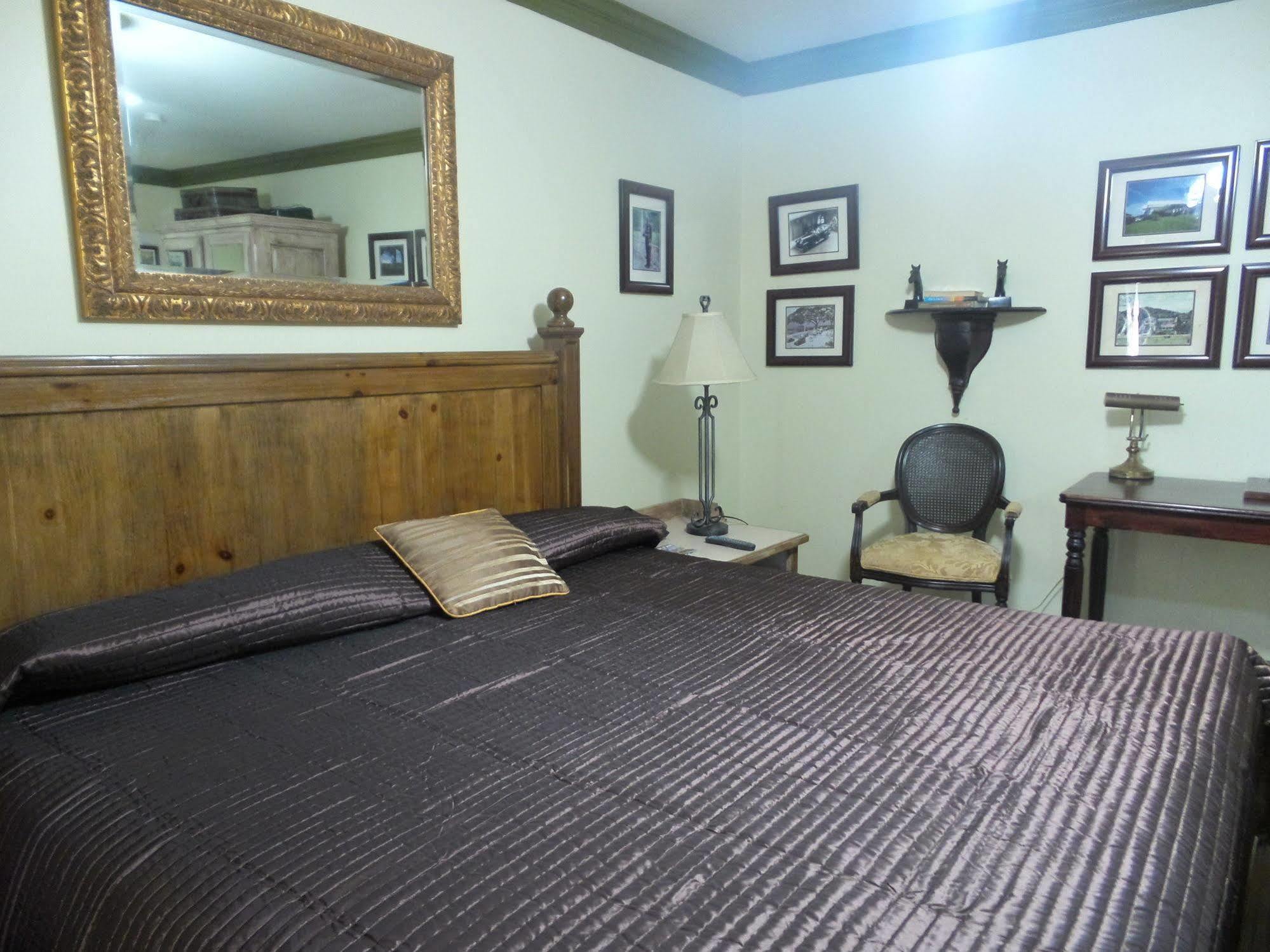 Coblentz Inn Boutique Hotel Port of Spain Extérieur photo