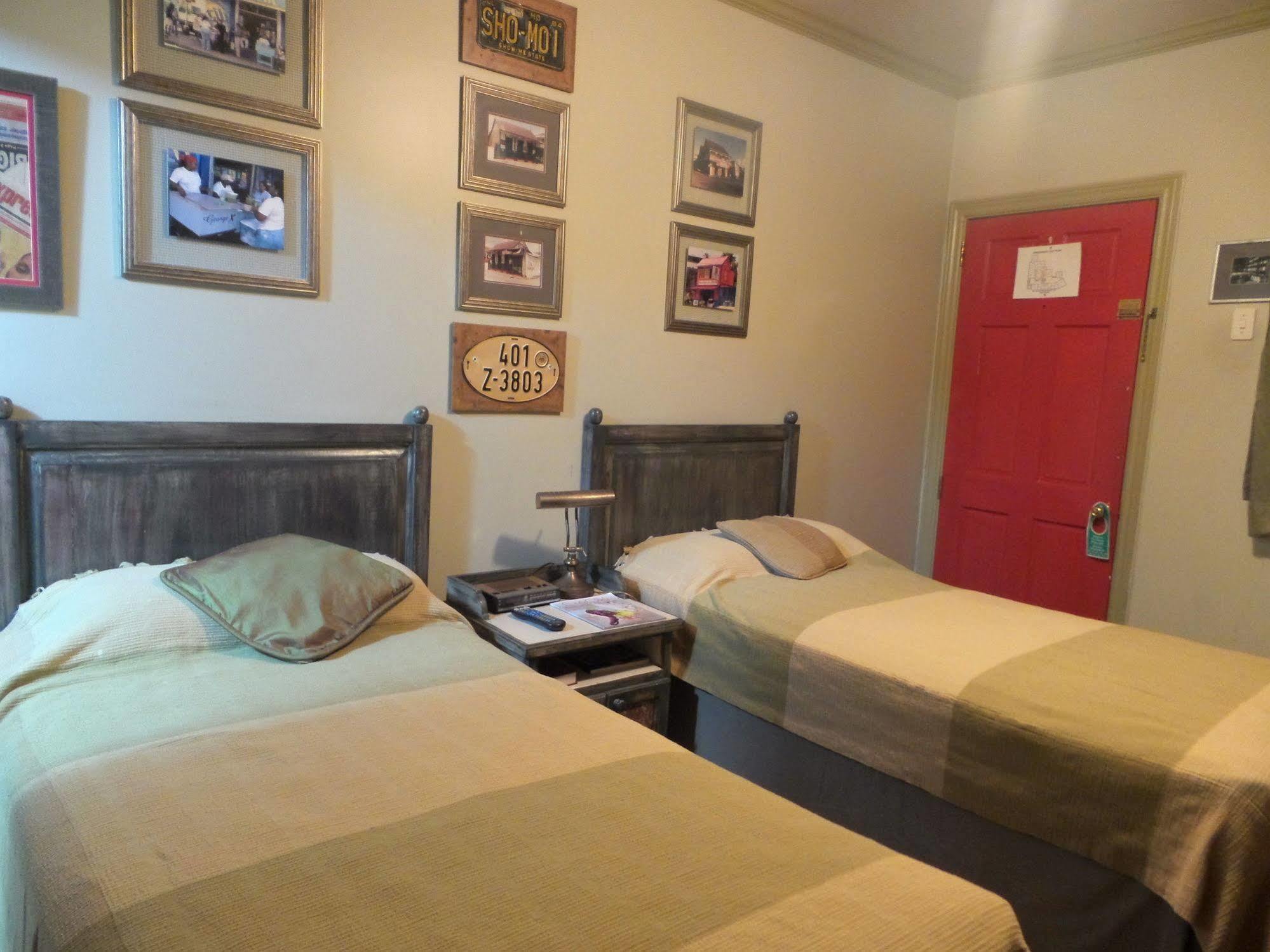 Coblentz Inn Boutique Hotel Port of Spain Extérieur photo